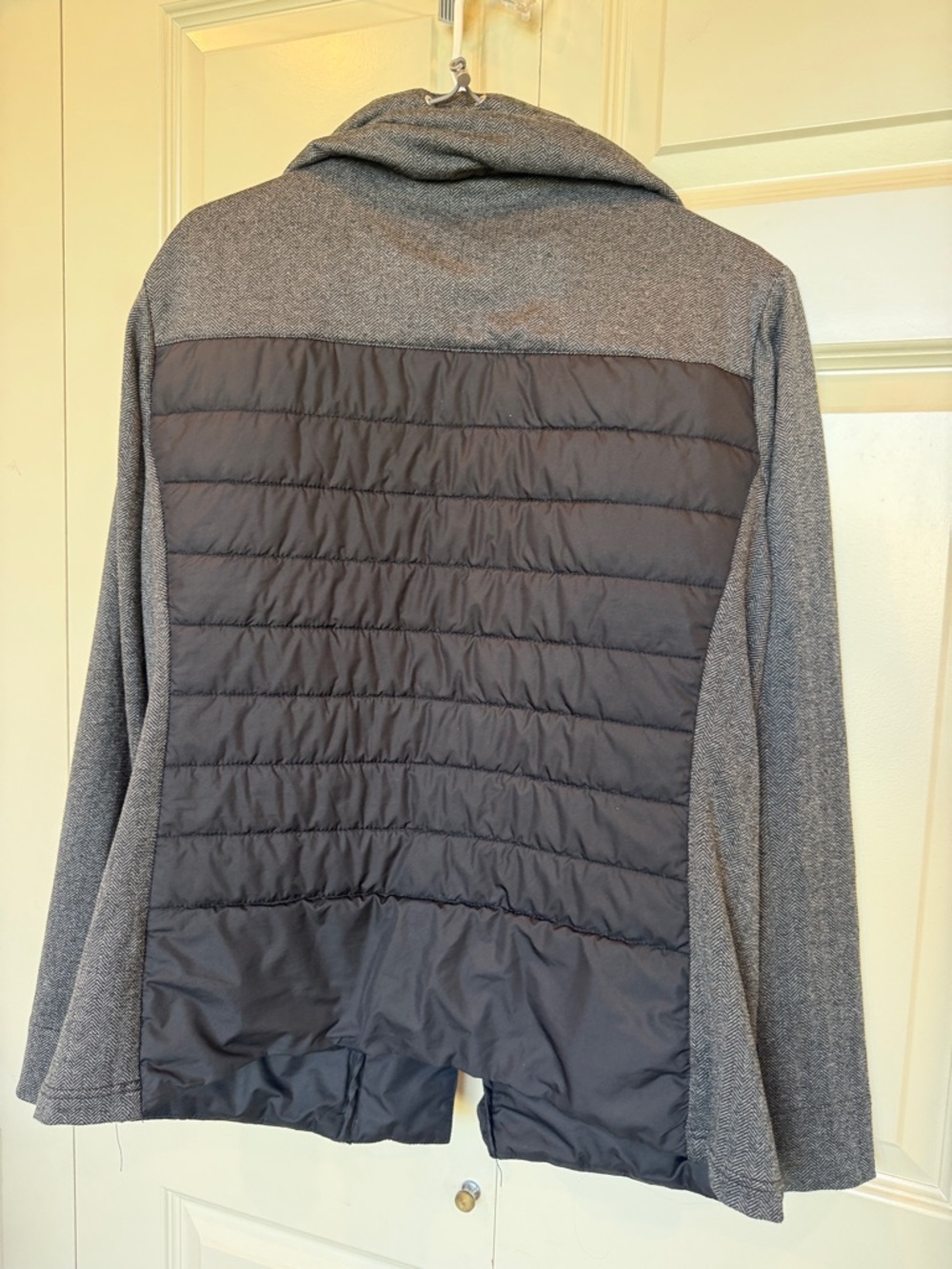 Helly Hansen Jacket Womens XL Black Astra Primaloft Quilted Full Zip Outdoor - Picture 8 of 8